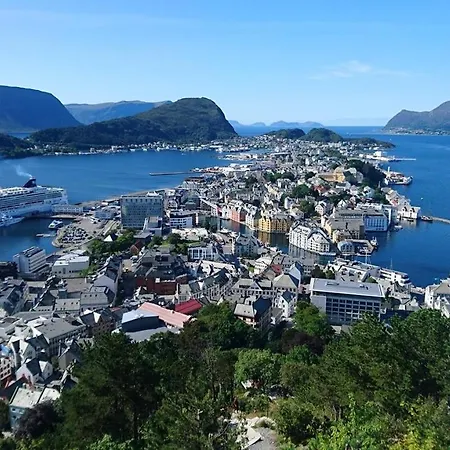 Fjord View In With Free Parking 奥勒松