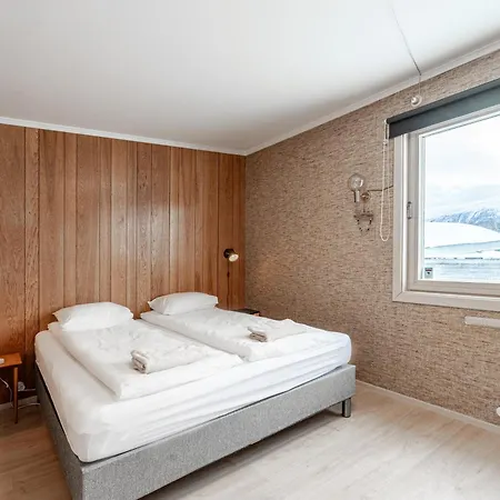 Fjord View In With Free Parking * Alesund