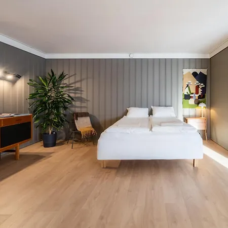 Apartment Fjord View In With Free Parking