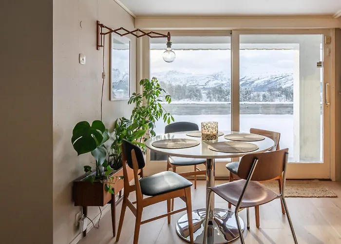 Fjord View In With Free Parking 奥勒松