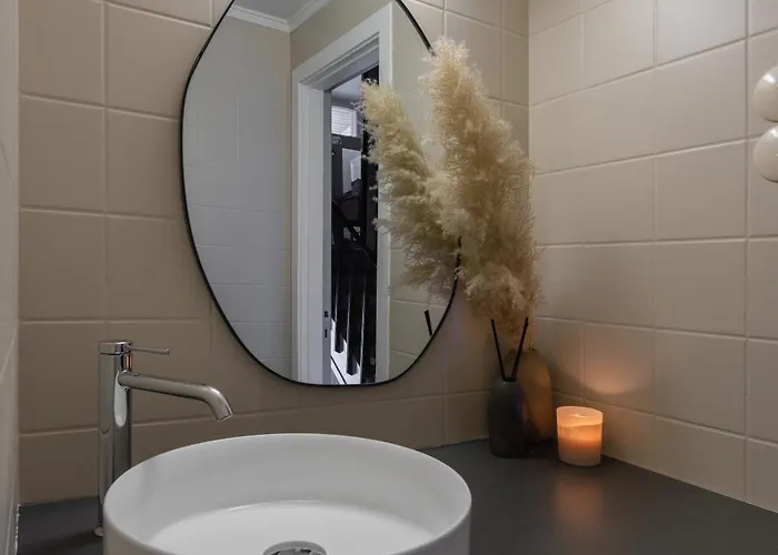 Fjord View In With Free Parking